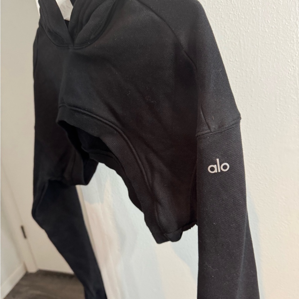Alo Black Cropped Hoodie - Picture 2 of 3
